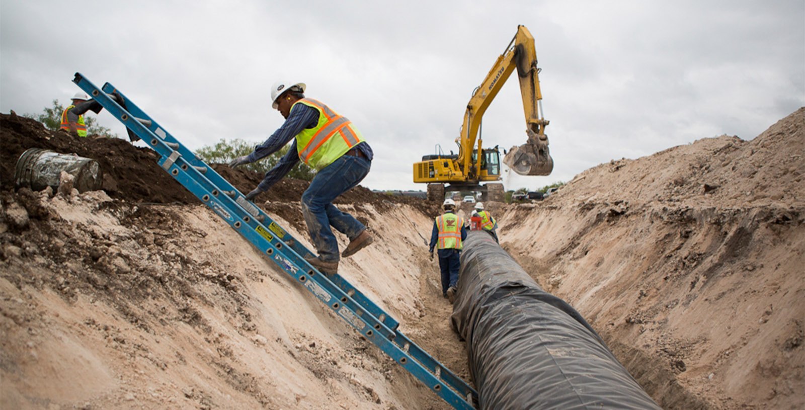 water pipeline construction service